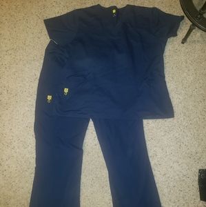 Womens WonderWink Scrub Set